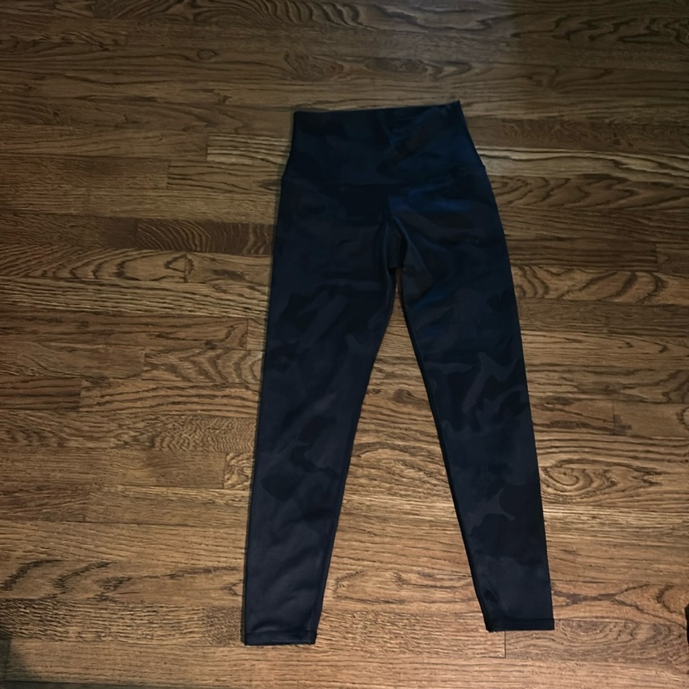 Lululemon size 2 leggings